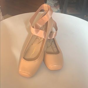 Size 8 Jessica Simpson Ballet Flats EUC🩰